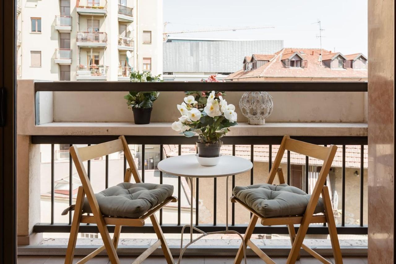 Golden Suite Apartment & Day Use Milán Exterior foto
